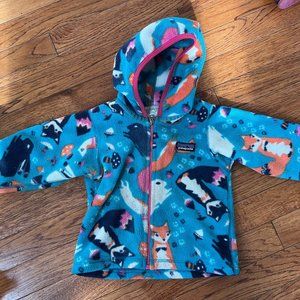 Patagonia Girls Fleece used in good condition.
